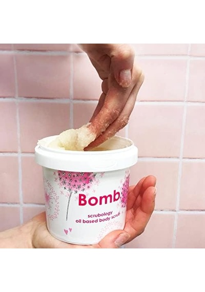 Bomb Cosmetics Scrubology Vücut Peeling 400g