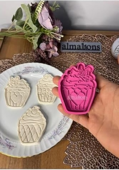 Cupcake Kurabiye Kalıbı Seti - Set 1 - Hamur Şekillendirici - Şeker Hamuru Kalıp- 3 Adet