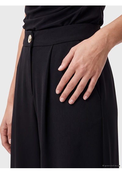 Lcw Everyday Siyah Loose Fit Kadın Pileli Kumaş Pantolon