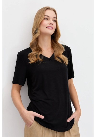 Desen Triko Kadın V Yaka Flamlı Kumaş Basic T-shirt Kmy24085 Siyah