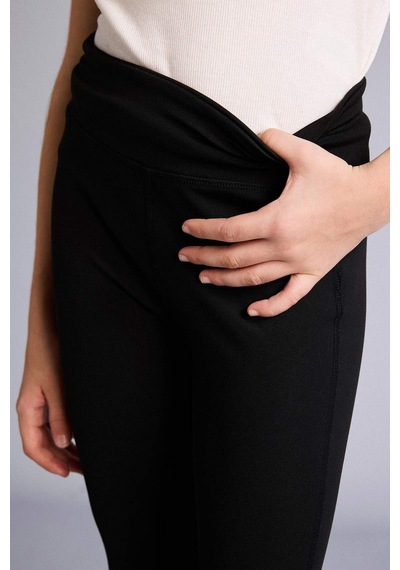Defacto Kız Çocuk Slim Fit Dar Kesim Pantolon G5444a825wnbk81 Siyah-bk81 Defacto Kız Çocuk Slim Fit Dar Kesim Pantolon G5444a825wnbk81 Siyah-bk81