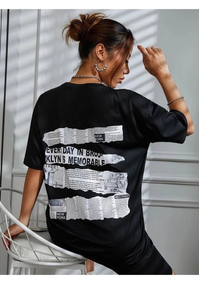 Tarzsokak Brooklyn Slogan Baskılı Gazete Desenli Oversize Siyah