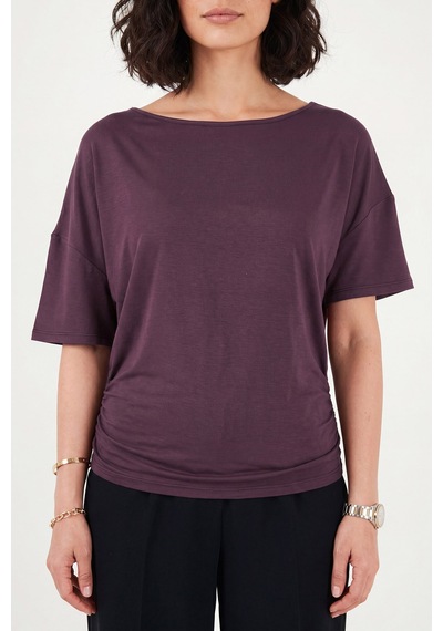 Lela Standart Fit Drape Detaylı Yarasa Kol T Shirt Bayan T Shirt 5866962 Mürdüm Lela Standart Fit Drape Detaylı Yarasa Kol T Shirt Bayan T Shirt 5866962 Mürdüm