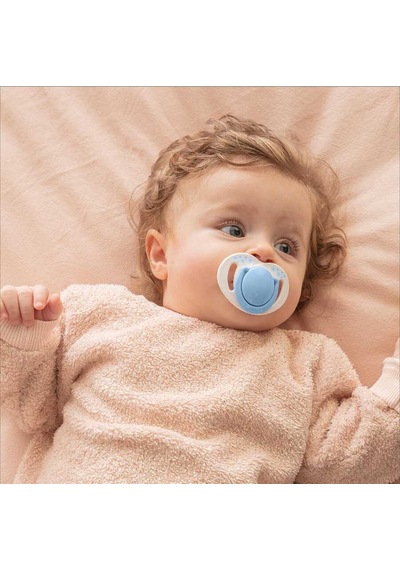 Mamajoo Ortodontik Emzik Seti 6 Ay+ Powder Blue | İkili, Silikon, Damaklı | Sterilizasyon & Saklama Kabı