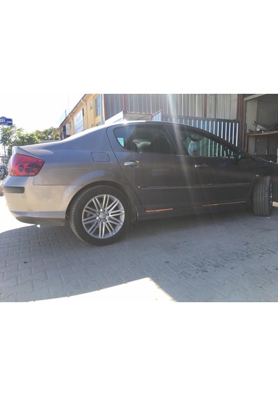 peugeot 407 yan marşpiyel takımı (plastik)