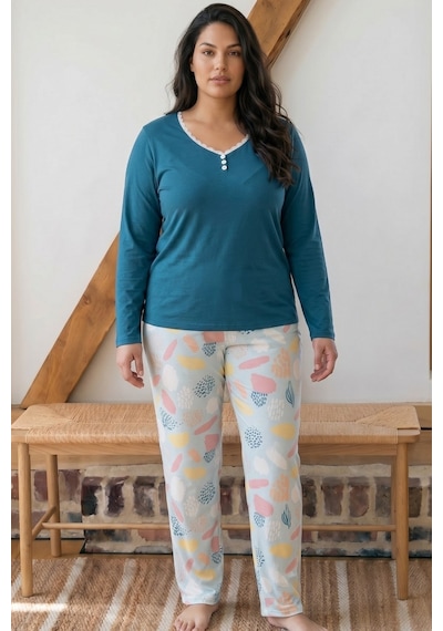 Siyah İnci Yeşil Desenli Düğmeli Büyük Beden Battal Boy Viskon Örme Pijama Takım 26224802 Siyah İnci Yeşil Desenli Düğmeli Büyük Beden Battal Boy Viskon Örme Pijama Takım 26224802