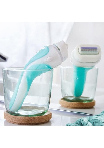 Wilkinson Sword Intuition 2 İn 1 Sensitive Care Kendinden Sabunlu 4 Bıçaklı Kadın Tıraş Bıçağı