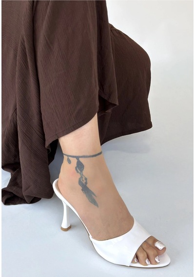 Vreia Herşeytrend Wiel Beyaz Rugan Topuklu Terlik Çok Renkli