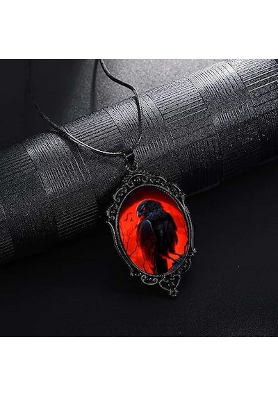Dükkan Design Love And Deep Space Red Crow Kolye Siyah - Kırmızı