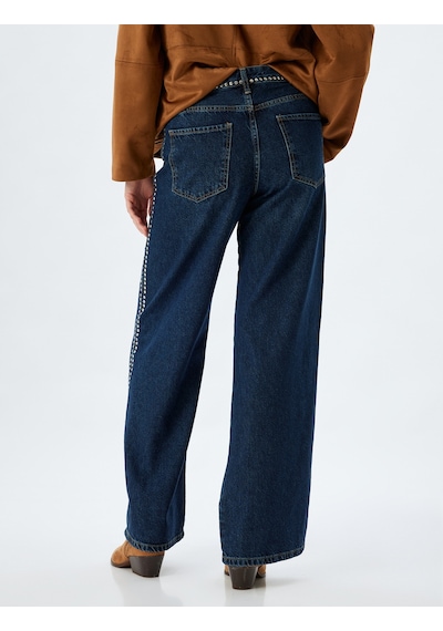 Koton Geniş Paça Düğmeli Taşlı Cep Detaylı Kot Pantolon - Wide Leg Jeans Koyu İndigo 5wal40215md İndigo Koton Geniş Paça Düğmeli Taşlı Cep Detaylı Kot Pantolon - Wide Leg Jeans Koyu İndigo 5wal40215md İndigo