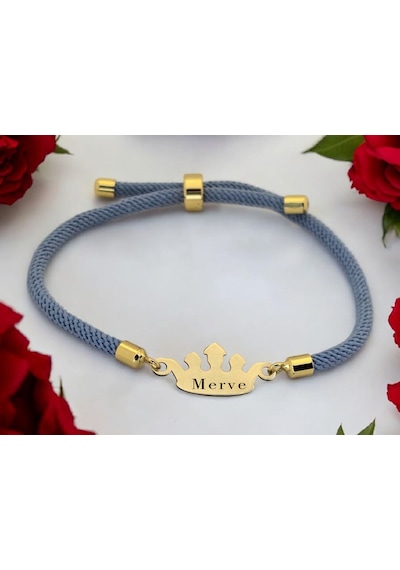 Archin Merve İsmine Özel Taç Motifli 14 Ayar Altın Plakalı Mavi İpek Örgülü Hediye Bileklik-620isim Merve Archin Merve İsmine Özel Taç Motifli 14 Ayar Altın Plakalı Mavi İpek Örgülü Hediye Bileklik-620isim Merve