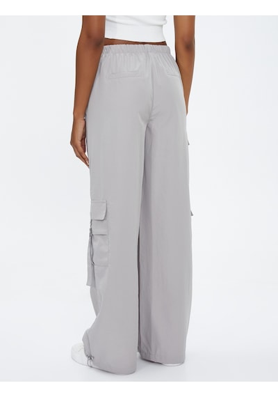 Koton Kargo Pantolon Bol Paça Rahat Kesim Yandan Çok Cepli Gri 3sal40128ıw 3SAL40128IW031 Gri Koton Kargo Pantolon Bol Paça Rahat Kesim Yandan Çok Cepli Gri 3sal40128ıw 3SAL40128IW031 Gri