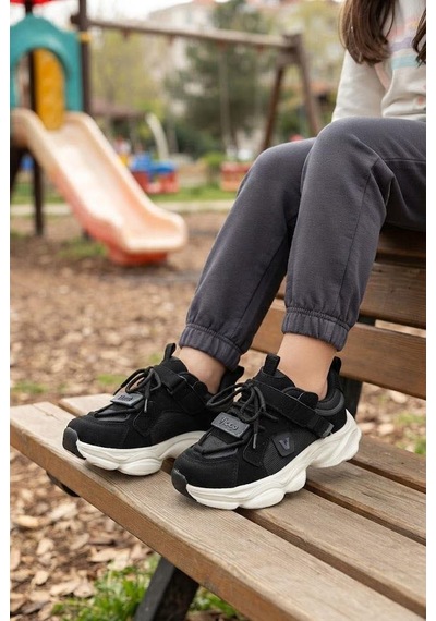 Vicco Ceni Siyah Anatomik Rahat Sneaker Kız Çocuk Ayakkabı 346.f26k.125
