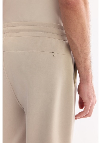 Avva Erkek Bej Beli Lastikli Bağcıklı Bi-stretch Soft Touch Regular Fit Şort A61y3609