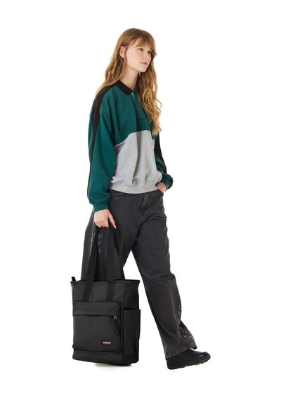 Eastpak Tote Pocket Omuz Çantası Ek0a5bnu0081 Siyah