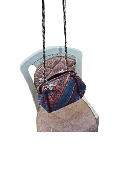 Filipin Otantik Kilim Desenli Kadın El Ve Omuz Çantası 33x28 Çok Renkli