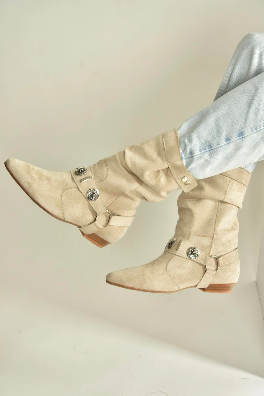 Fox Shoes V380519002 Bej Süet Düz Tabanlı Rahat Kalıp Kadın Bot Bej-süet