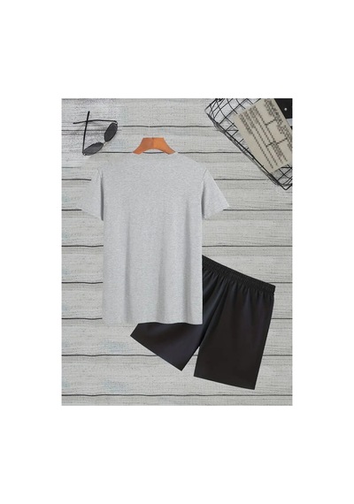 Erkek Gri''renkli Built Different Baskılı'' Basic Oversize T-shirt- Şort Takım Strup0000000000014