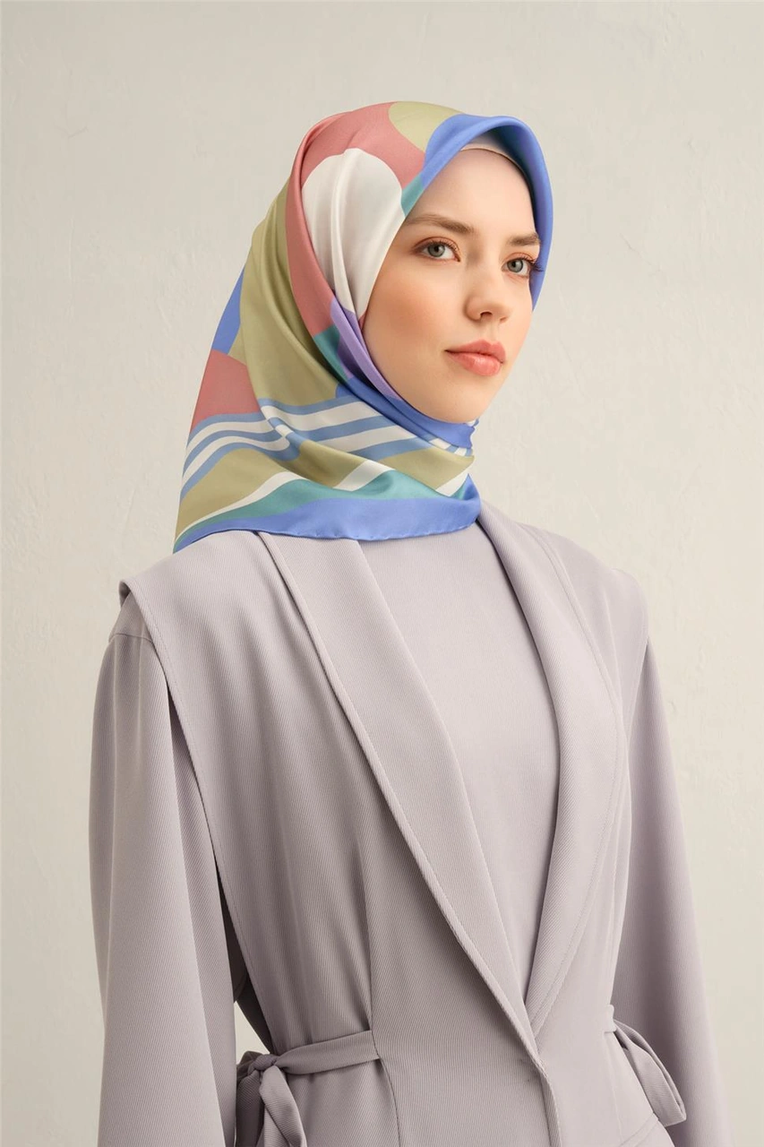 Armine Geometrik Desenli Saf İpek Twill Eşarp 9313d 56 Mavi