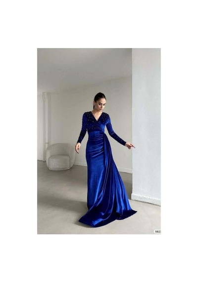 Lior Design Kadın İnce İşçilik Esnek Kadife Kumaş Kruvaze Yaka Kuyruklu Abiye Elbise Saks