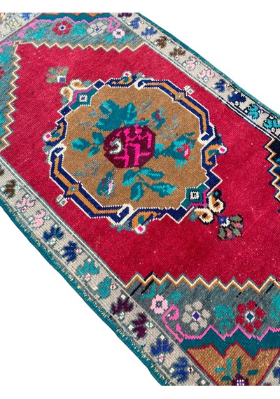 El Dokuma Eskitme Karabağ Halısı 55x115 Kırmızı Yeşil Yastık Kırmızı