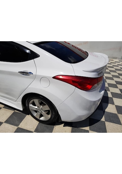 Hyundai Elentra Spoiler------ -Fibersan Tuning