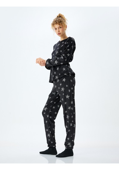 Koton Yıldız Desenli Rahat Kalıp Uzun Kollu Kadife Pijama Altı Siyah Desenli 5wlk40145mk Siyah Koton Yıldız Desenli Rahat Kalıp Uzun Kollu Kadife Pijama Altı Siyah Desenli 5wlk40145mk Siyah
