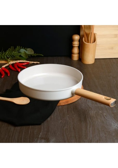Belarıva 30 Cm Beyaz Ahsap Saplı Tava Beyaz - Siyah