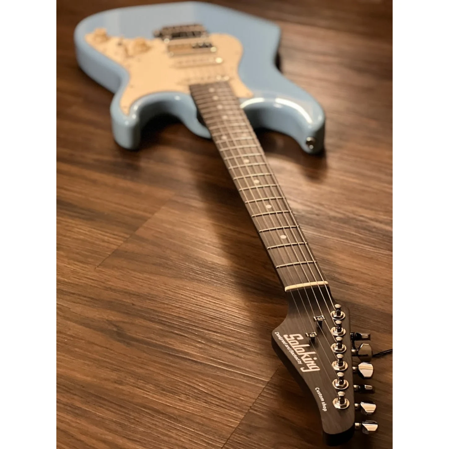 Soloking Ms-11 Classic With One Piece Rosewood Neck İn Daphne Blue Special Run W/gigbag