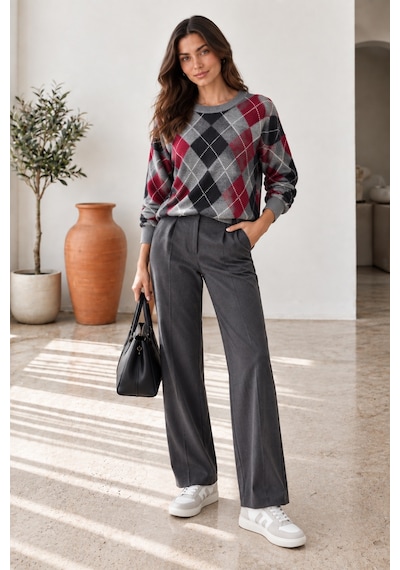 Unika Boutique Kadın Baklava Desenli Bisiklet Yaka Triko Kazak Çok Renkli Unika Boutique Kadın Baklava Desenli Bisiklet Yaka Triko Kazak Çok Renkli