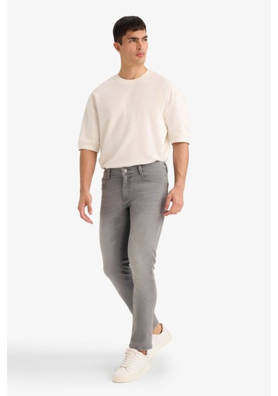 Defacto Pedro Slim Fit Dar Kalıp Normal Bel Dar Paça Cepli Jean Pantolon D0027AX24AU Gri