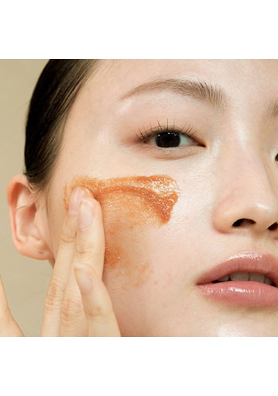 Dear Klairs Gentle Black Sugar Facial Polish Esmer Şekerli Nazik Yüz Peeling 110 G