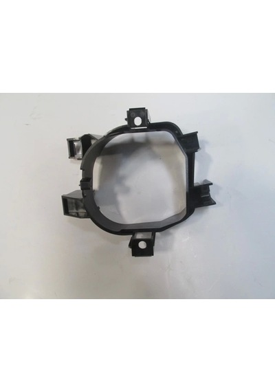Nissan Navara 2016-2022 Sis Lamba Çerçeve Braketi Sağ Plastik Casp Oem No: 296-2063a