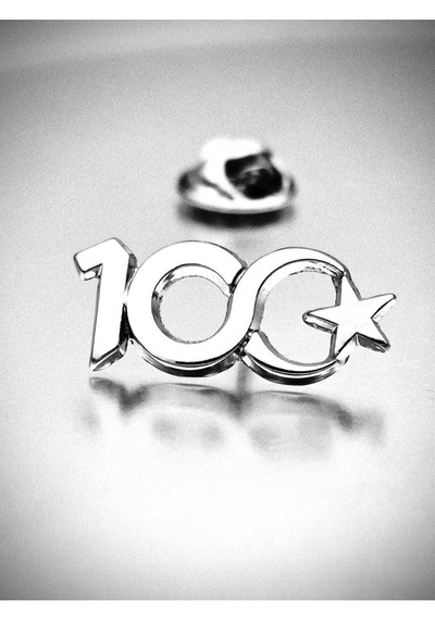 Yörük Tasarım 100. Yıl Onuru Dekope Kesim Yaka Rozeti Krom Kaplama Gümüş