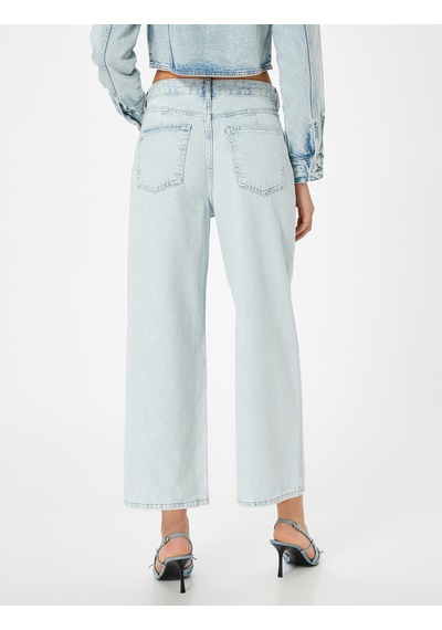 Koton Kısa Geniş Paça Kot Pantolon Standart Bel Cepli - Bianca Crop Wide Leg Jeans Bleach 4sal40326md Açık Mavi Koton Kısa Geniş Paça Kot Pantolon Standart Bel Cepli - Bianca Crop Wide Leg Jeans Bleach 4sal40326md Açık Mavi