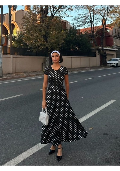 Etiler Collection Kadın Kısa Kollu Bisiklet Yaka Puantiyeli Maksi Örme Krep Elbise Siyah