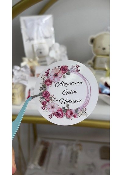 Gelin Hediyesi - Bohçası Yuvarlak Yapışkanlı Etiketi 3,5 Cm 88 Adet - Arl Etiket Tasarım Beyaz