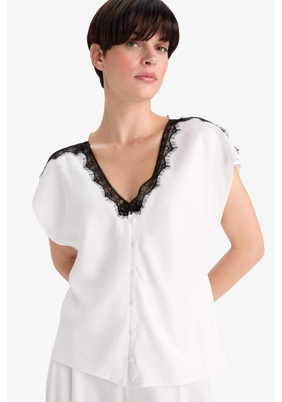 Defacto Regular Fit V Yaka Saten Kısa Kollu Gömlek G4407ax25auer105 Ekru