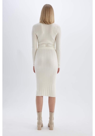 Defacto Coool Slim Fit Dar Kesim Basic Düz Yırtmaçlı Triko Midi Etek A2058AX24AUBG303 Bej