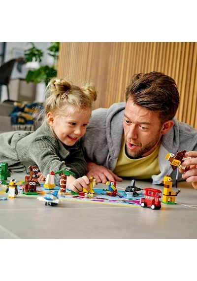 LEGO® Classic 11015 Dünya Turu 950 Parça