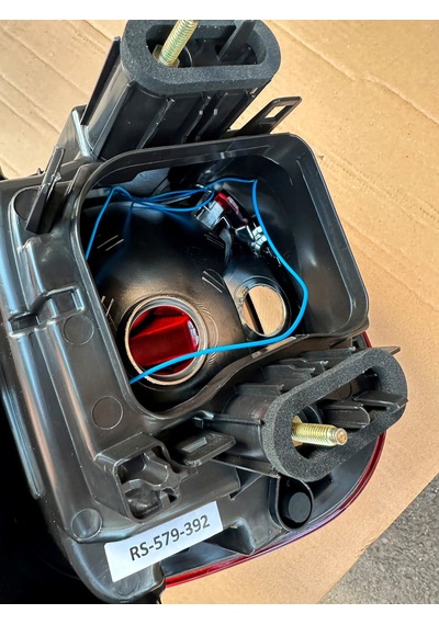Duster Sol Stop Lambası 2021-2022-2023-2024 265557200r