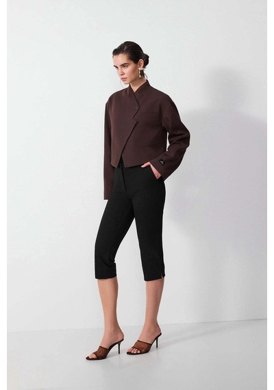 Vatkalı Diagonal Crop Blazer Ceket-16645 Kahverengi