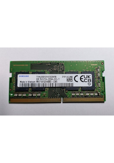 Samsung 8GB 3200 MHz DDR4 PC4-25600 M471A1G44BB0-CWE