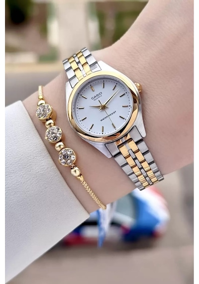 Casio Csıste229 Kadın Kol Saati Gümüş