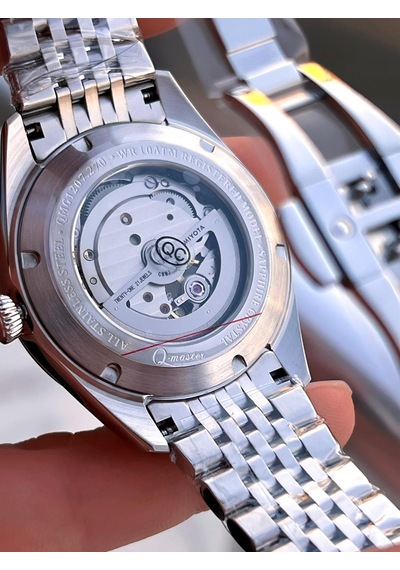 Quantum Otomatik Mekanizma Sapphire Cizilmez Cam Çelik Kordon 10 Atm Erkek Kol Saat Emg.1207.390 Gümüş