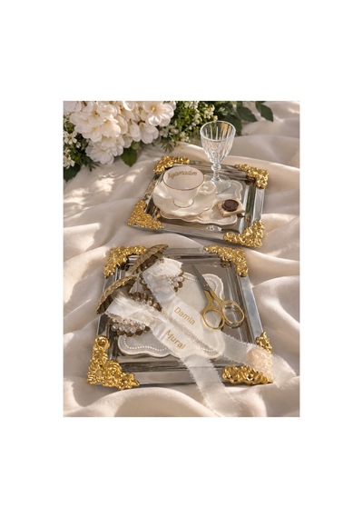 Kişiye Özel Söz Nişan Tepsisi İsimli Kahve Sunum Seti Gelin Damat Kahvesi Gold Detaylı Çelik Tepsi - 927854413 Diğer Kişiye Özel Söz Nişan Tepsisi İsimli Kahve Sunum Seti Gelin Damat Kahvesi Gold Detaylı Çelik Tepsi - 927854413 Diğer