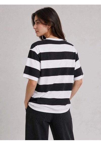 Freedom Storee Kadın Çizgili Oversize Tişört Bisiklet Yaka Kısa Kol Yazlık T-shirt - Siyah Çok Renkli