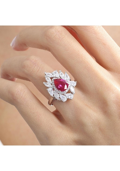 Mia Vento Effective Diamond İstanbul İhtişamı Sentetik Yakut Taşlı Gümüş Yüzük