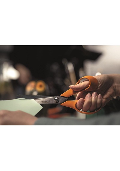 Fiskars Evrensel Makas, Uzunluk: 25 Cm, Paslanmaz Çelik Bıçak/pla