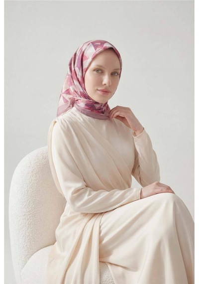 Silk Home Shiny Dokulu Eşarp Lila Gri Geometrik Desen Su Tutmaz Parlak 90x90 Çok Renkli
